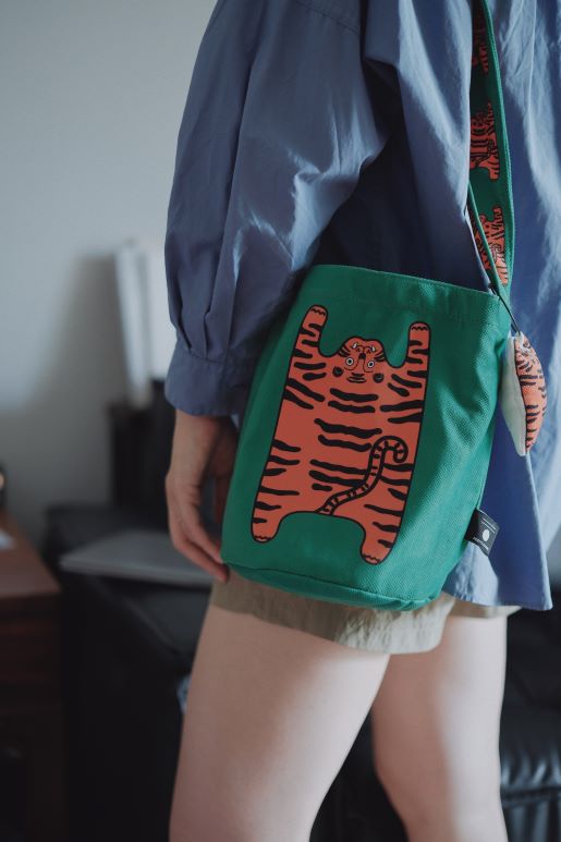 Casual Crossbody Round Bucket Cloth Bag - RUOYU
