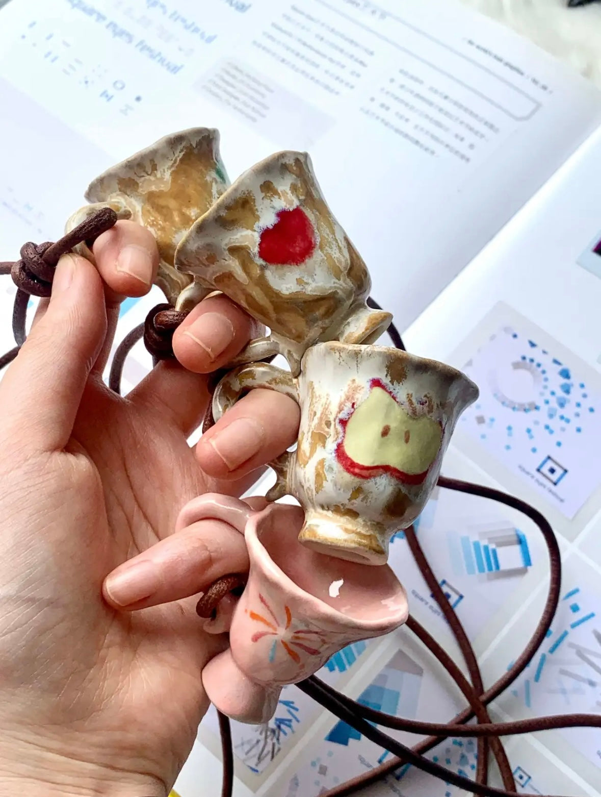 Ruoyu Studio Eco-Friendly Retro Art Craft Cup & Minimalist Pendant Necklace