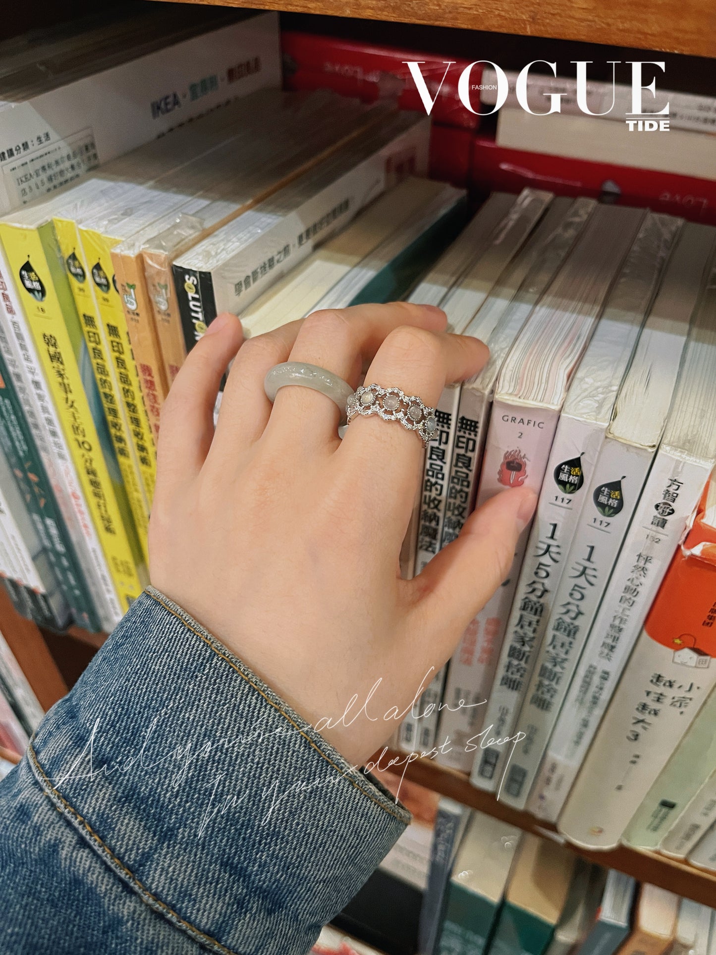 Jo Mavia White Moon Ring