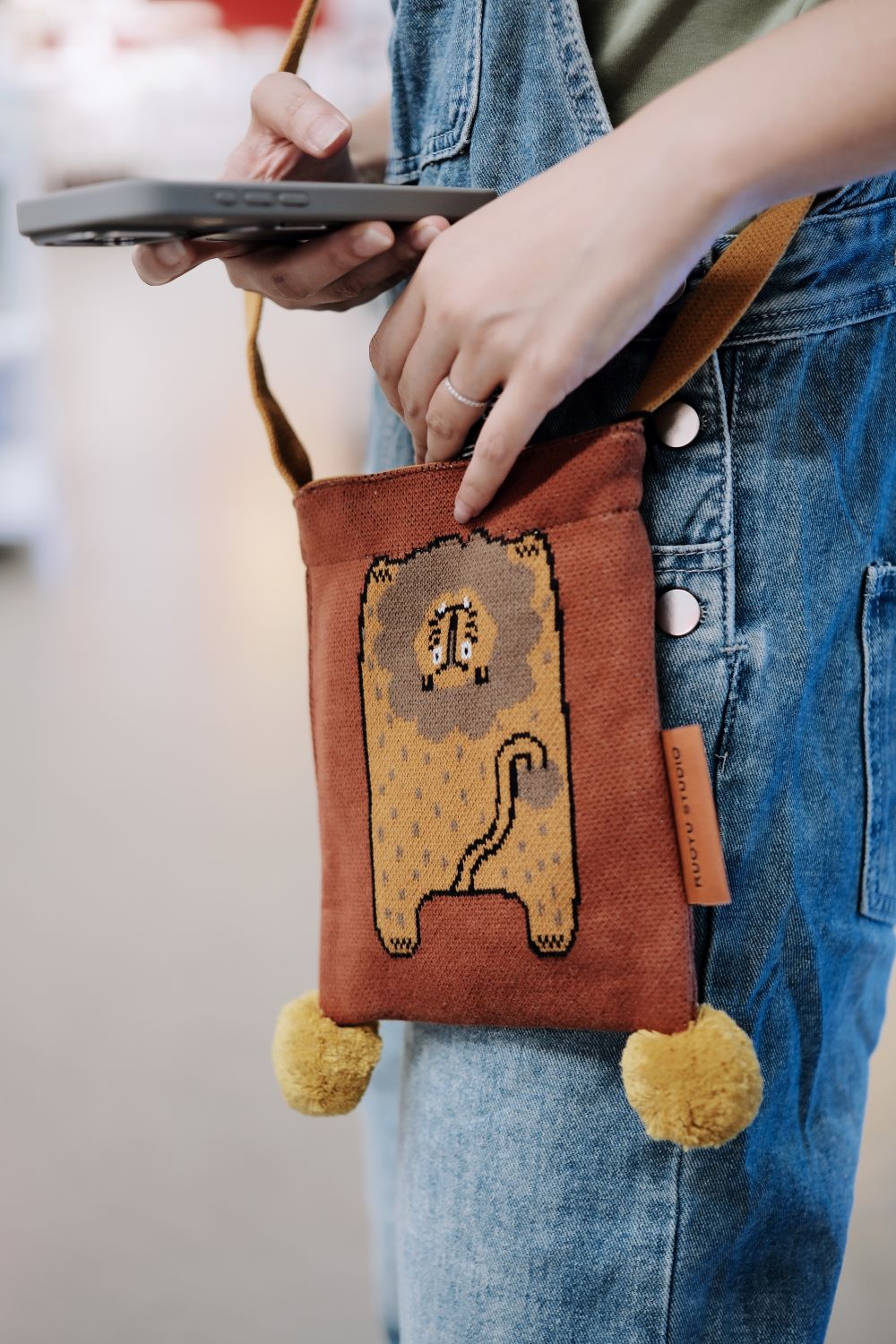 Knitted Mini Crossbody Bag for Phones - RUOYU