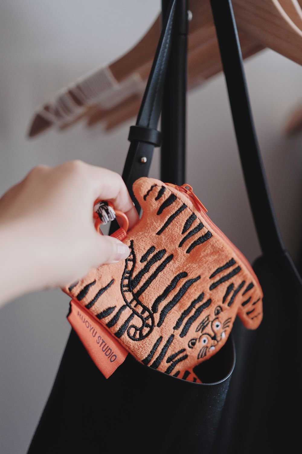 Animal Fabric Earphone Case Coin Purse Key Pouch - RUOYU