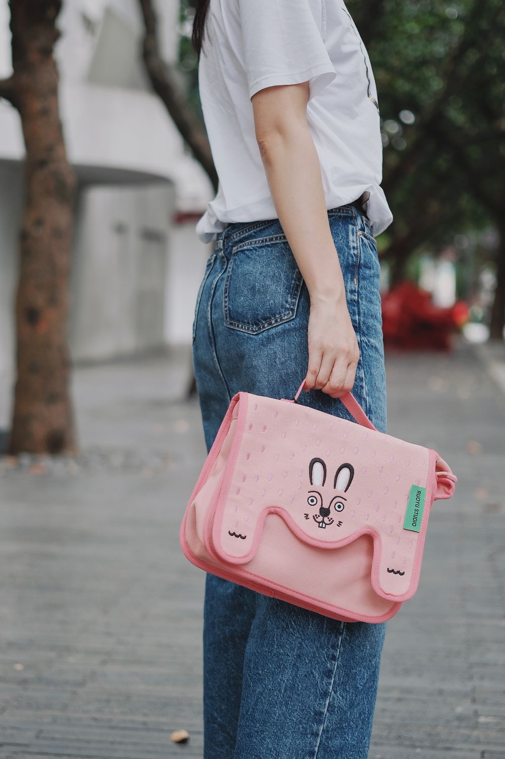 Color-blocked Canvas Crossbody Bag for Casual Commuting - RUOYU