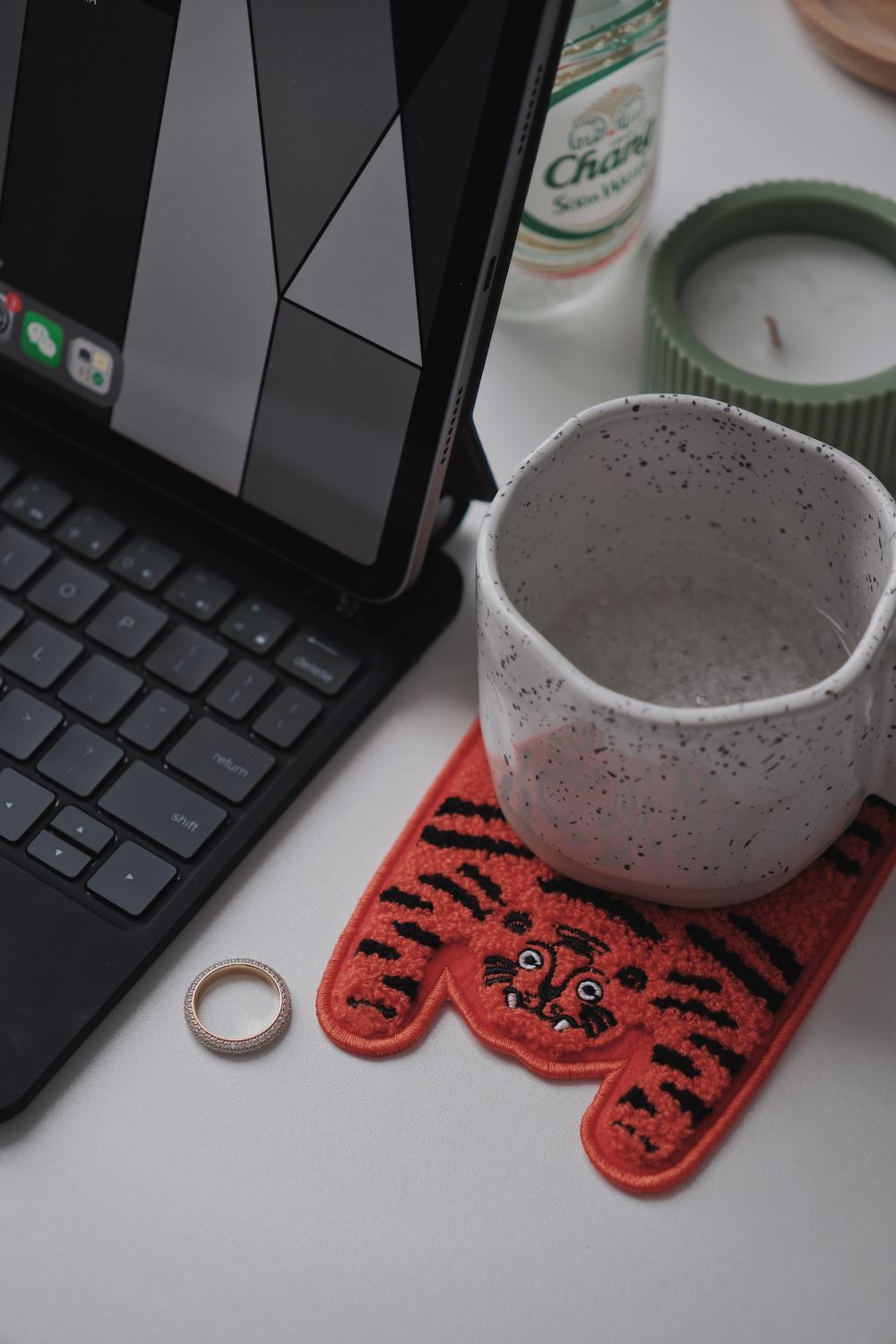 Mighty Dragon Fabric Embroidered Coaster - RUOYU