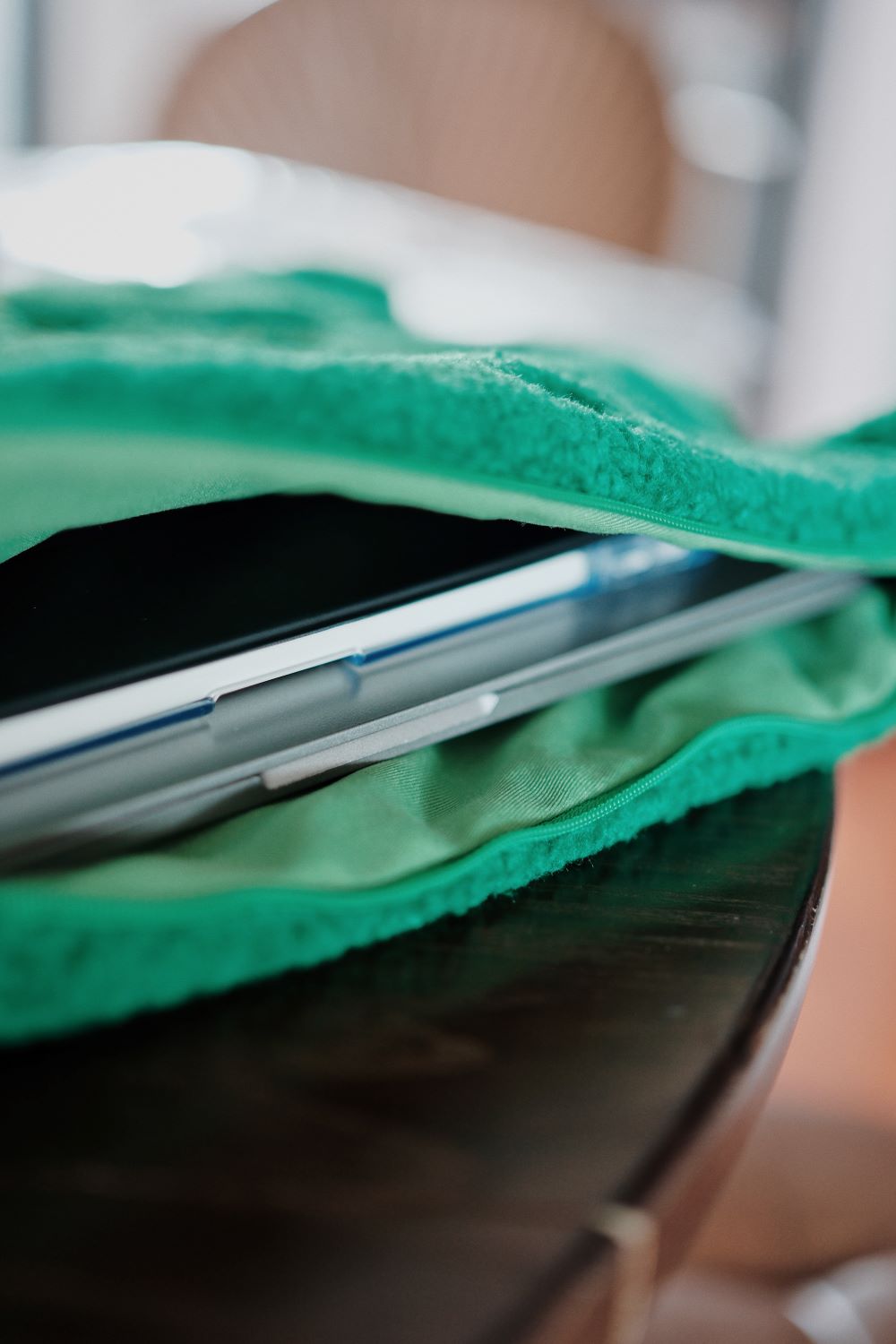 Portable Gadget Organizer iPad Storage Clutch Zipper Bag - RUOYU