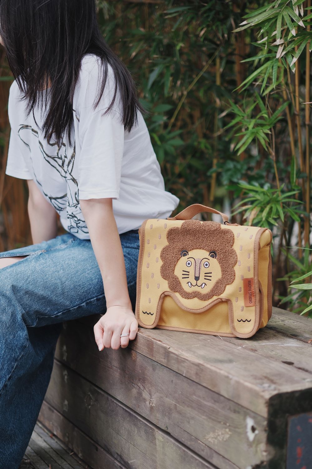 Color-blocked Canvas Crossbody Bag for Casual Commuting - RUOYU