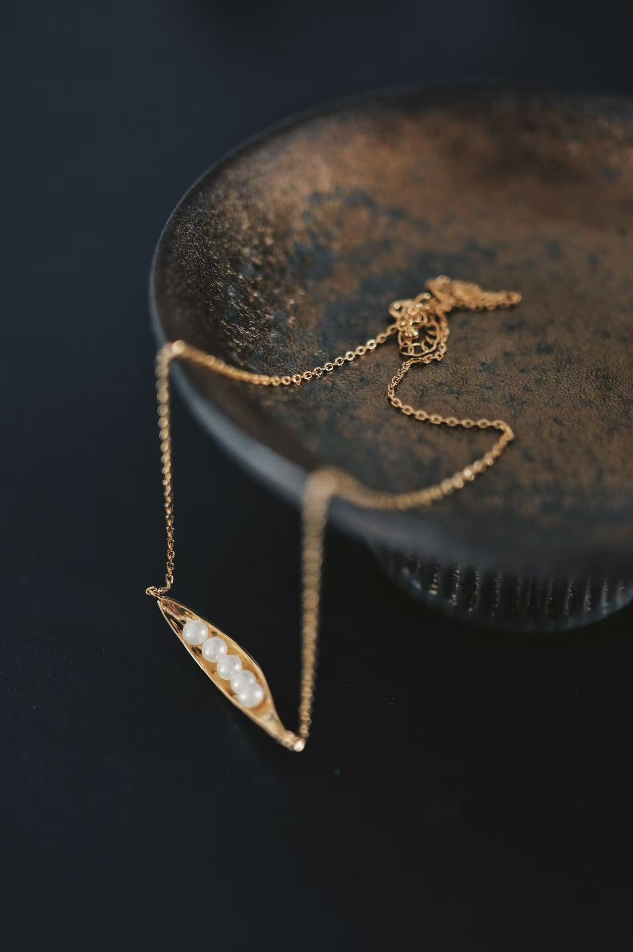 Jo Mavia Pearl Beads Necklace