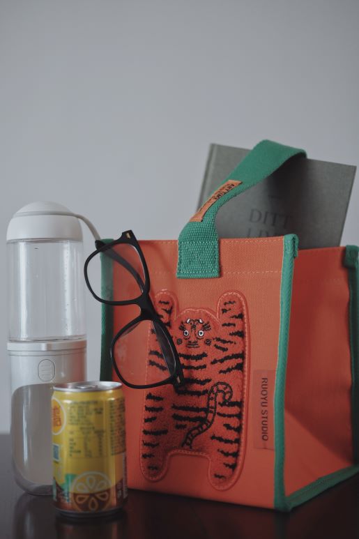 Embroidered Portable Canvas Tote Bag - RUOYU