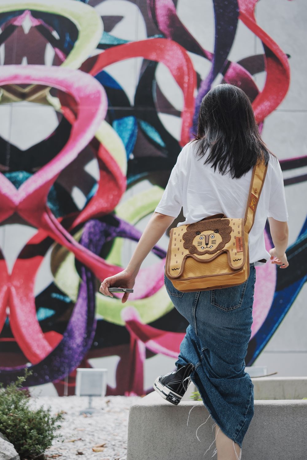 Color-blocked Canvas Crossbody Bag for Casual Commuting - RUOYU